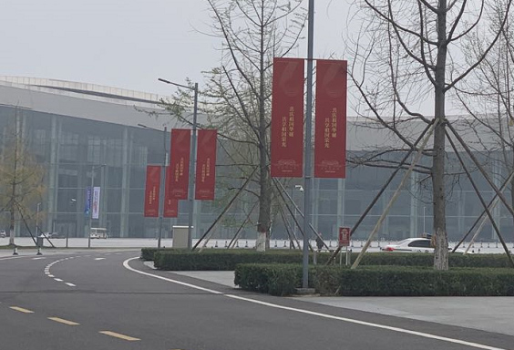 成都广告商场户外道旗制作安装定制厂家